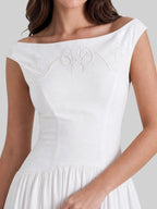 Exquisite Boat Neck Fil-Coupé Dress