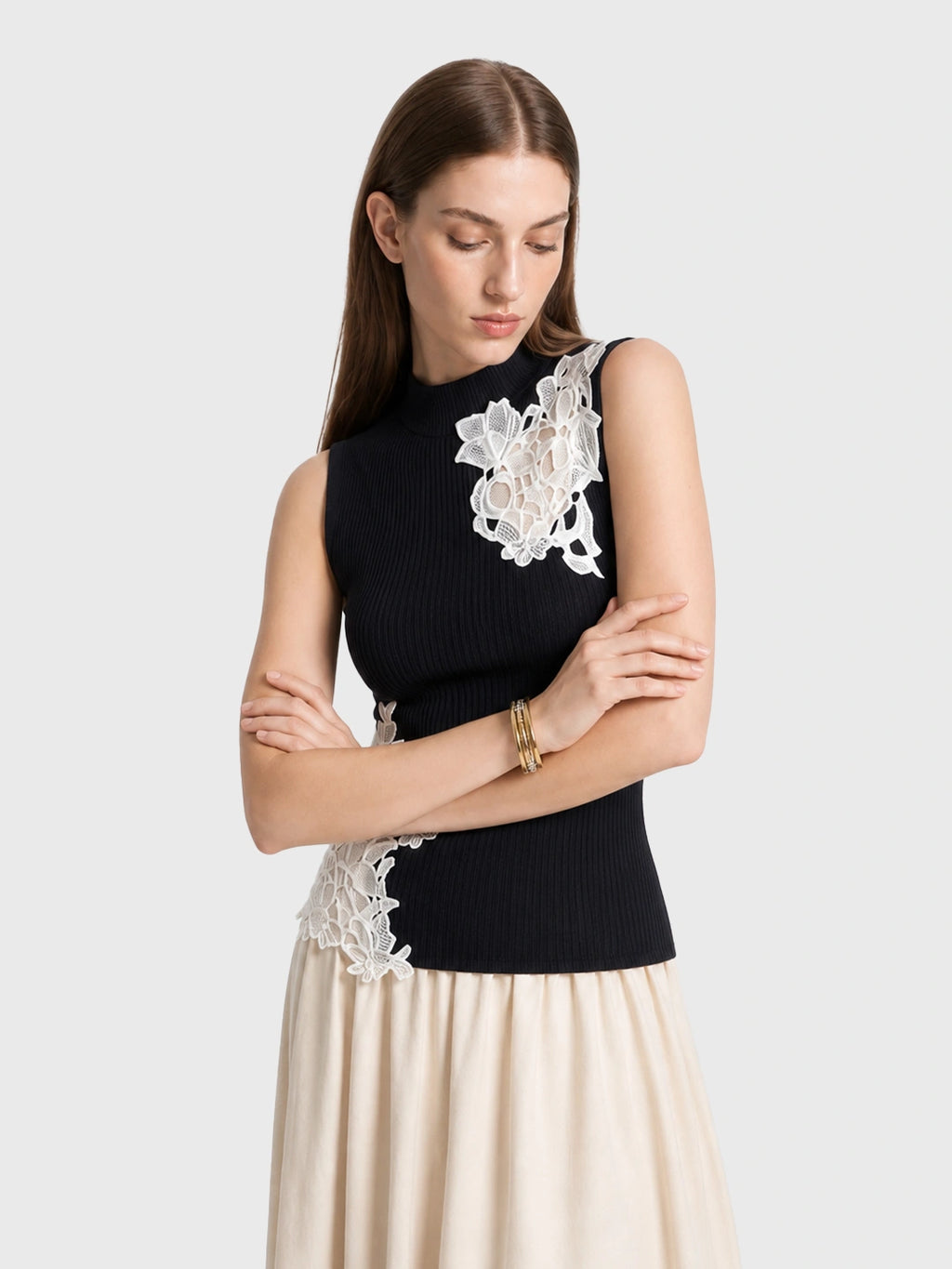 Lace Patchwork Sleeveless Knit Top
