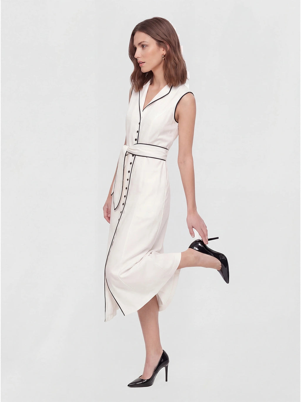 Tie Neck Contrast Piping Linen Dress