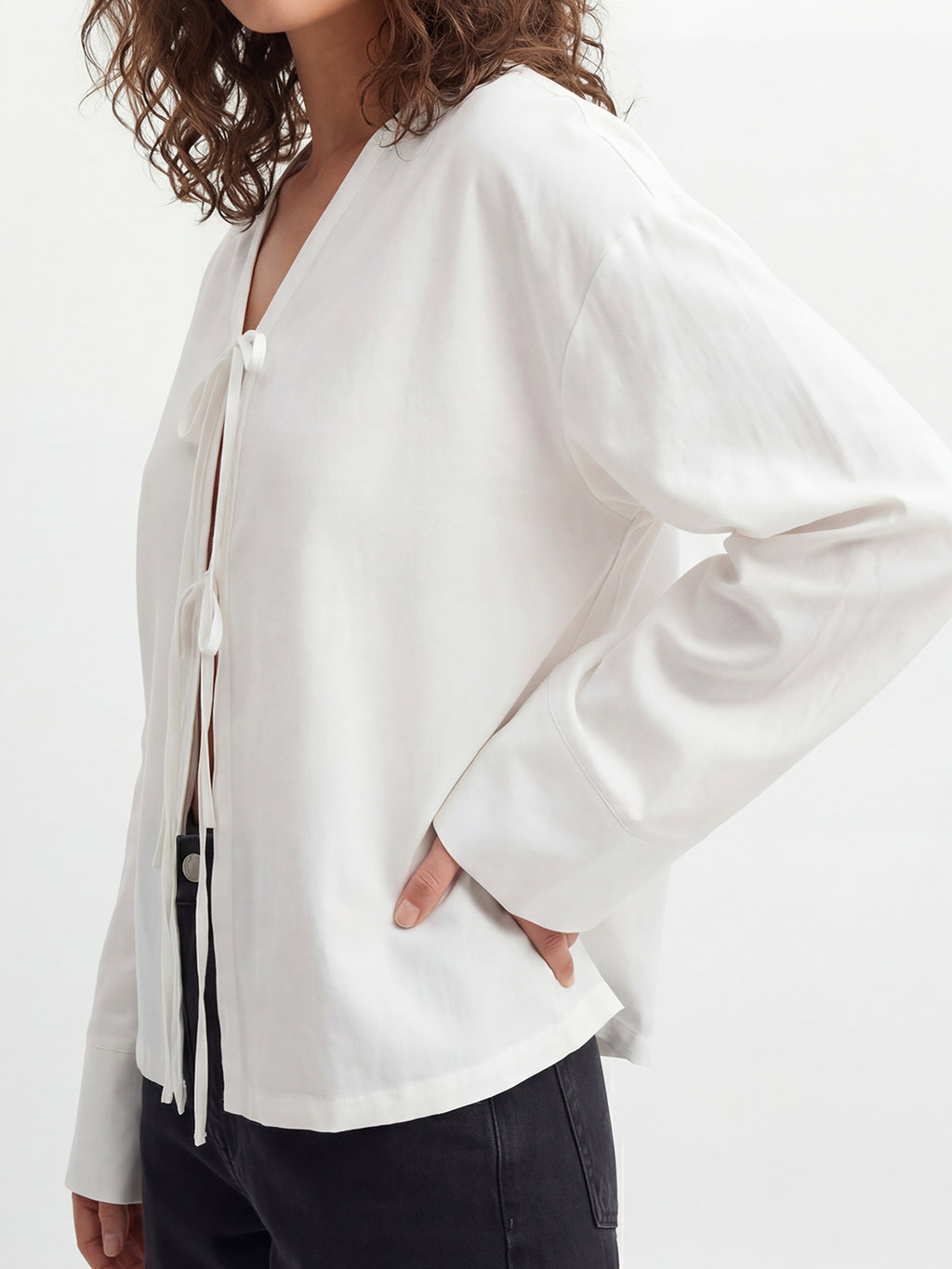 Tie-neck linen Blend Blouse
