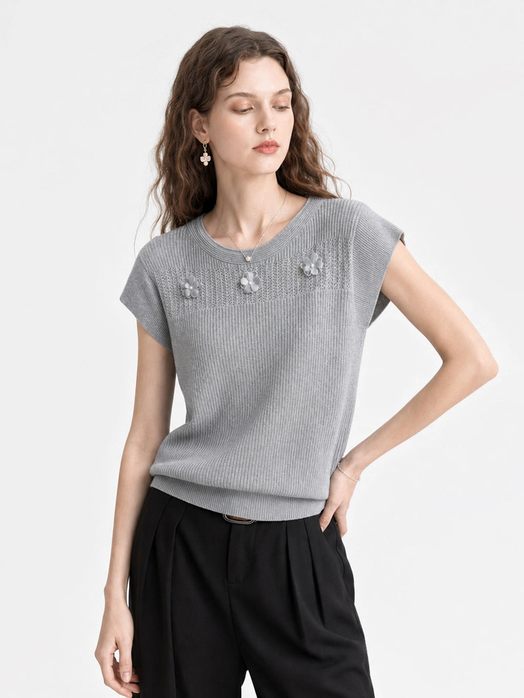 3D Floral Knit Linen Short Sleeve Top