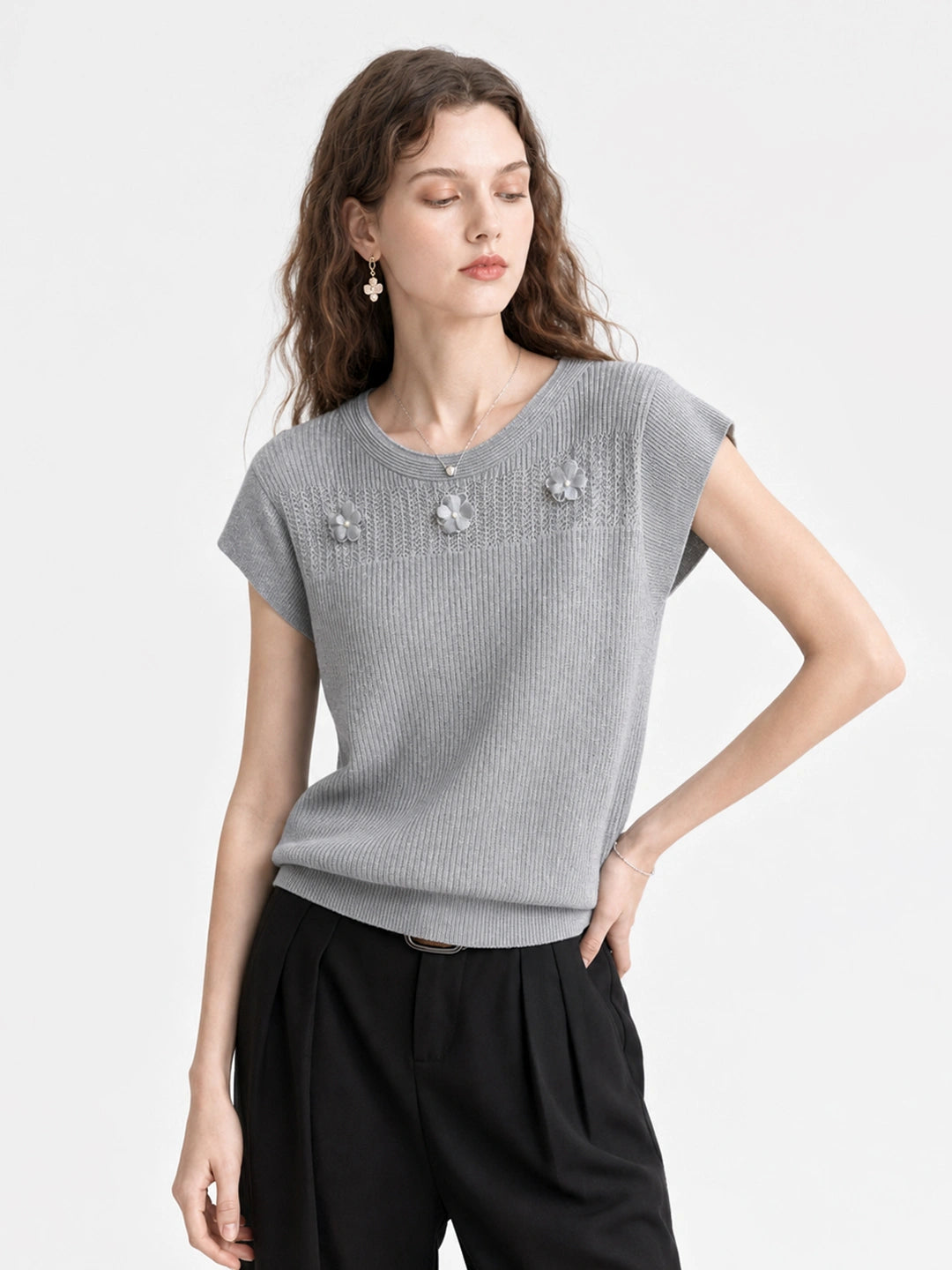 3D Floral Knit Linen Short Sleeve Top