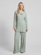 Pleated Elastic Waist Relaxed Straight Leg Pants