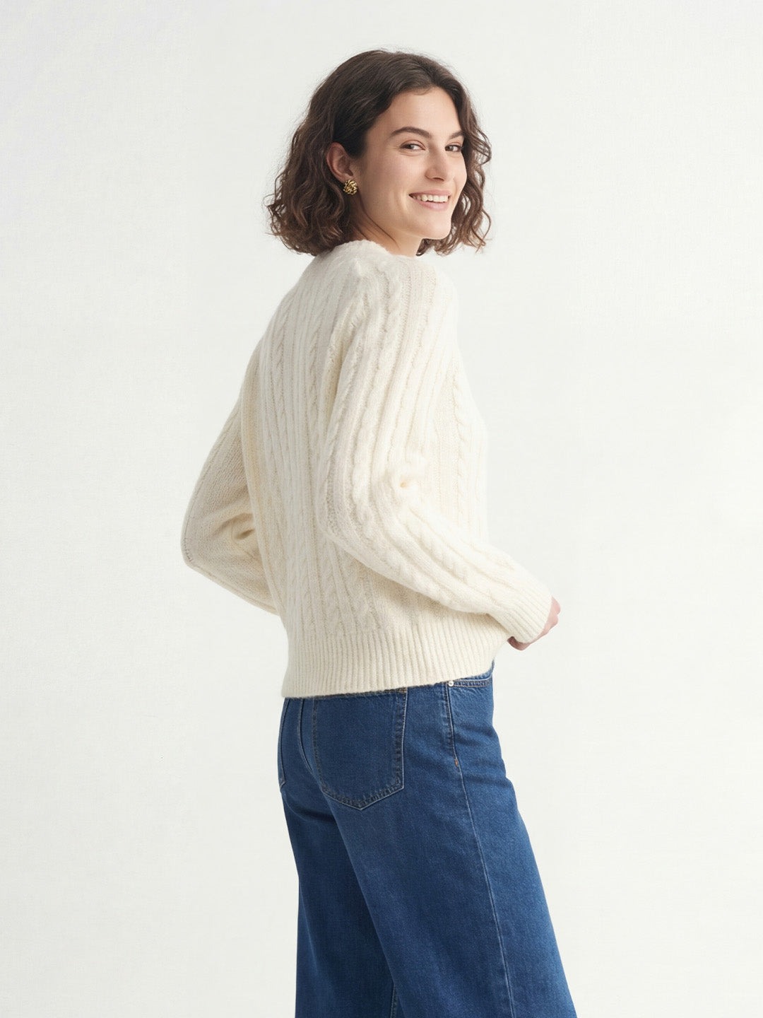 Cable knit crew neck sweater