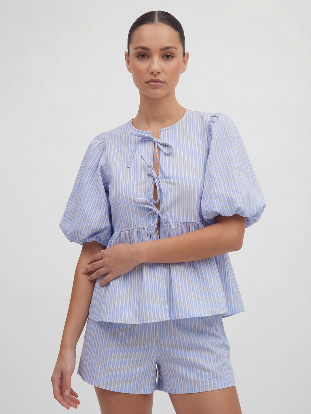 Elastic Waist Cotton Shorts Secondary image