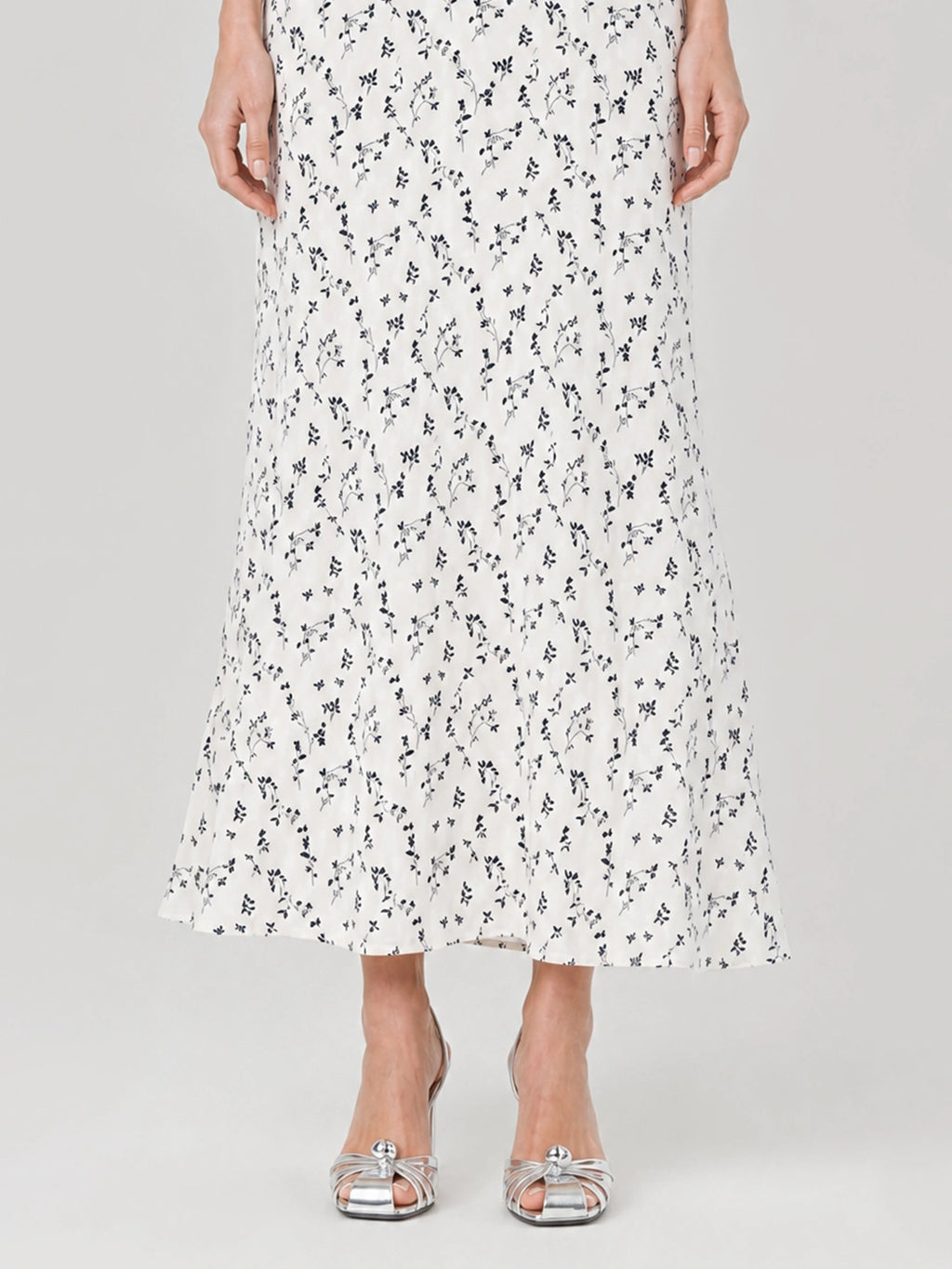 Floral V Neck Puff Sleeve Mermaid Maxi Dress