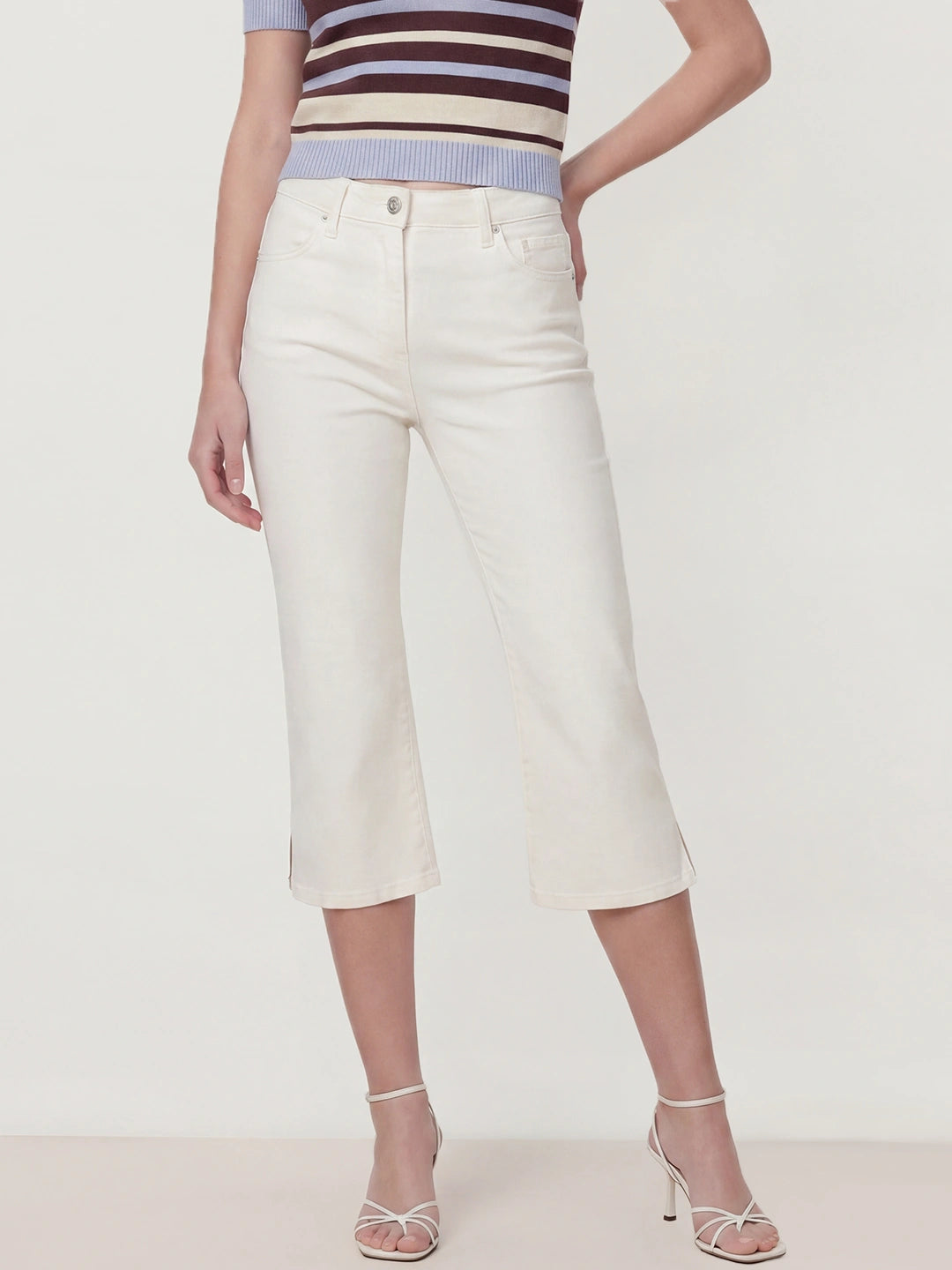 High Waisted Cotton Capri Flare Jeans Main image