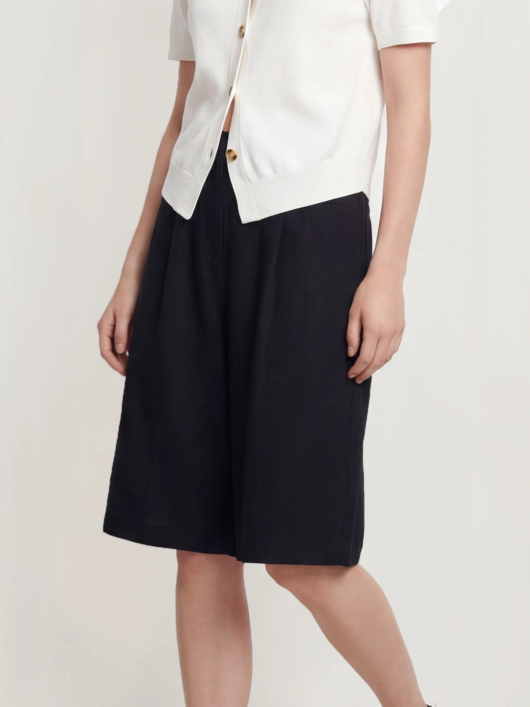 High Waisted Pleated Linen Tencel Shorts