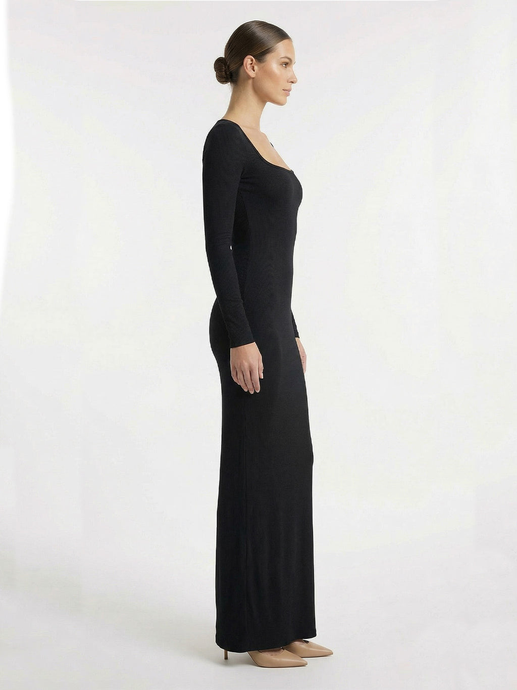 Knitted square neck fitted dress