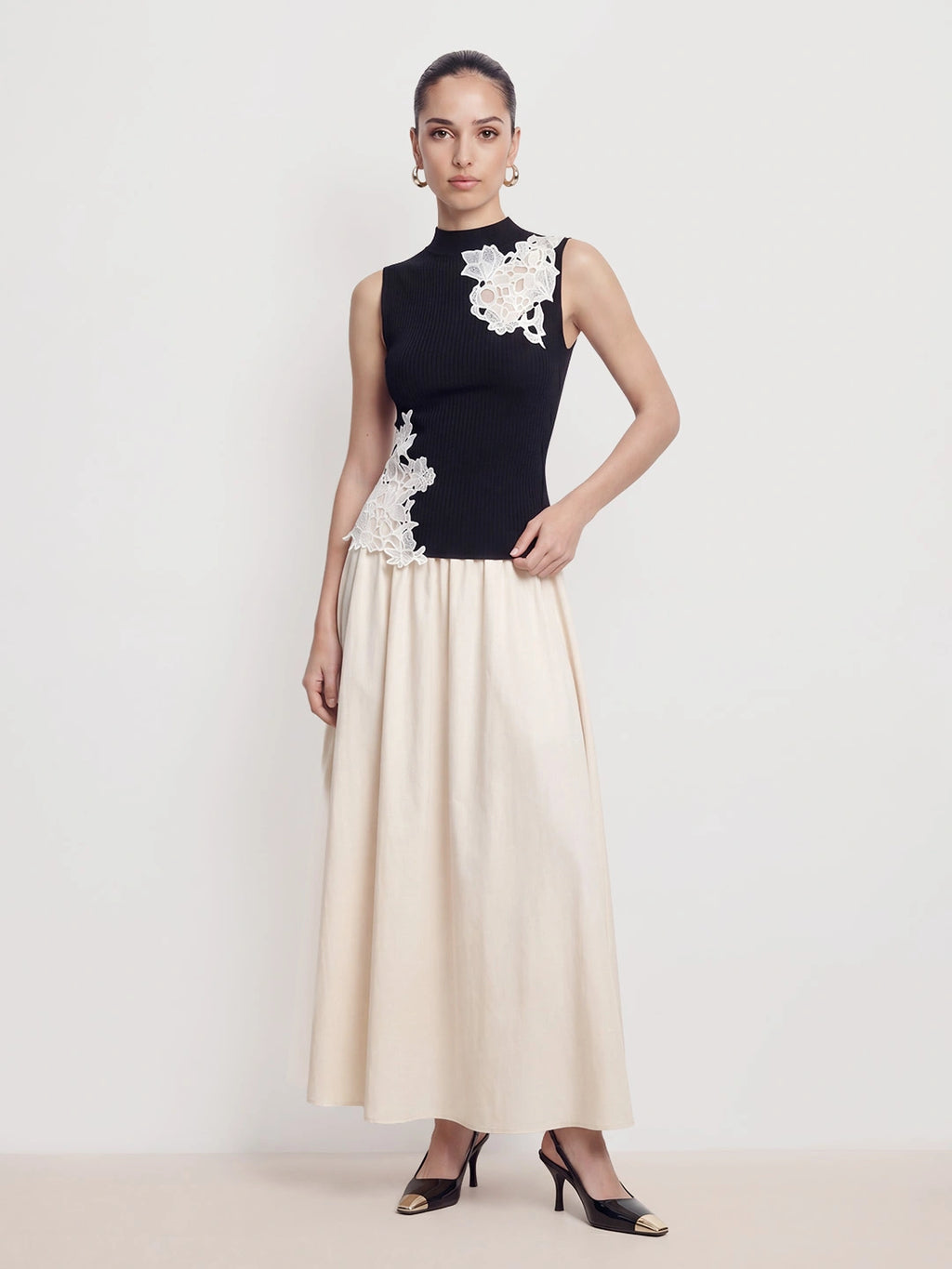 Lace Patchwork Sleeveless Knit Top