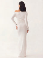 Singular off shoulder fitted long-sleeved dress