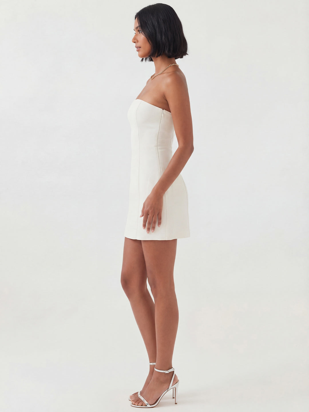 Sleeveless strapless mini dress