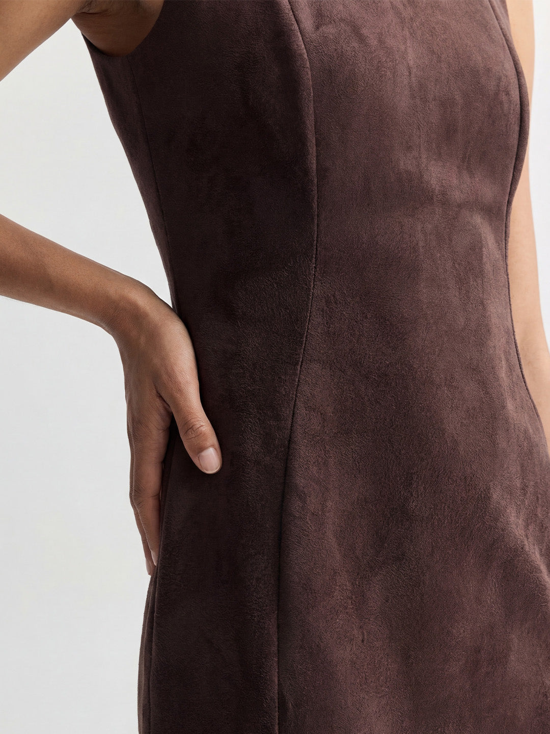 Sleeveless suede fitted dress