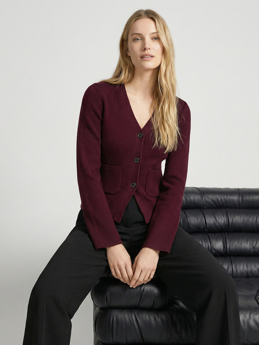 Solid color V-neck pocket cardigan