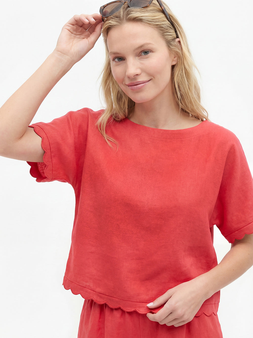 Wave Scallop Boxy Linen T-shirt