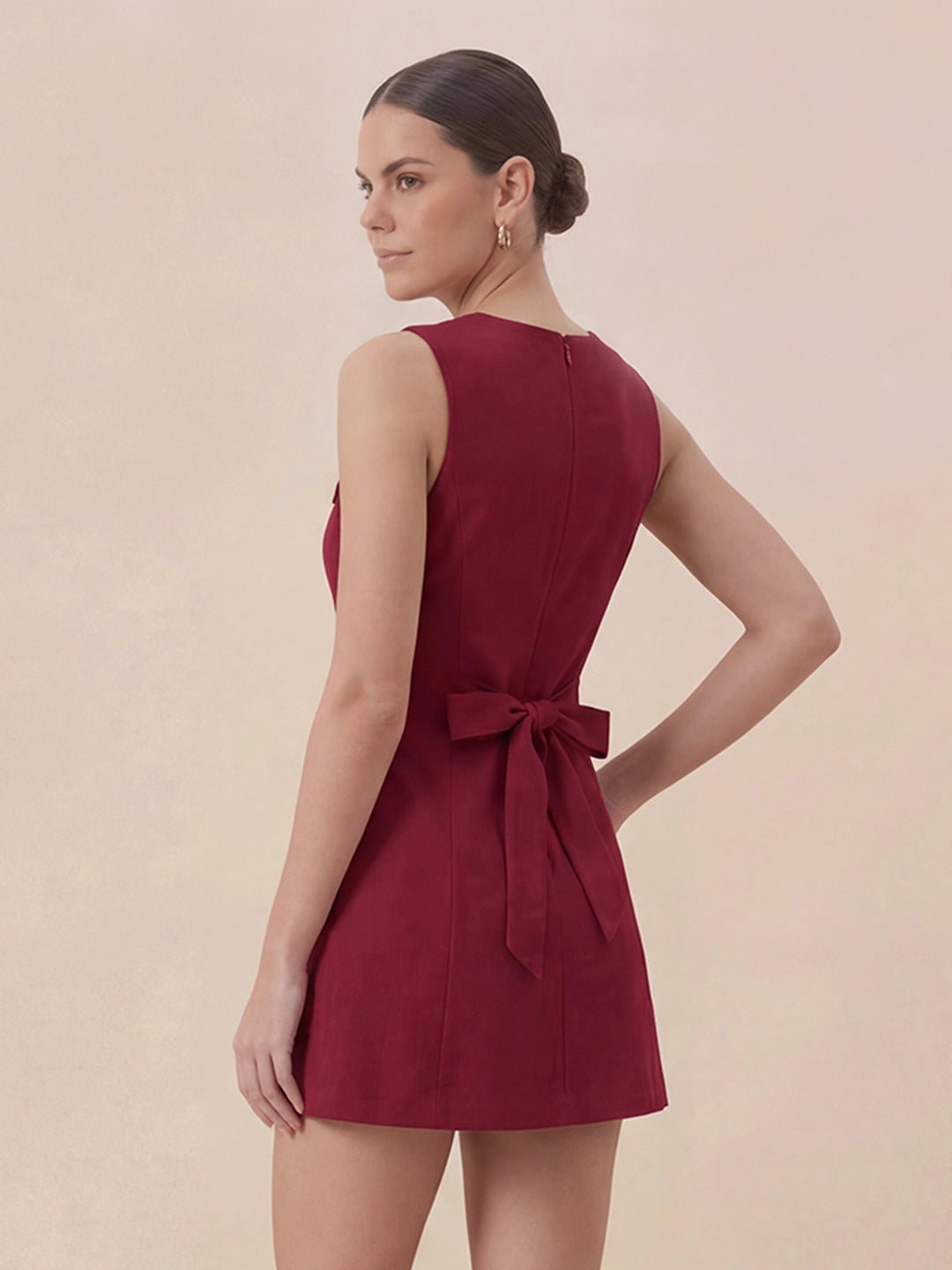Valentine's Day Exclusive -Sleeveless mini dress with pockets