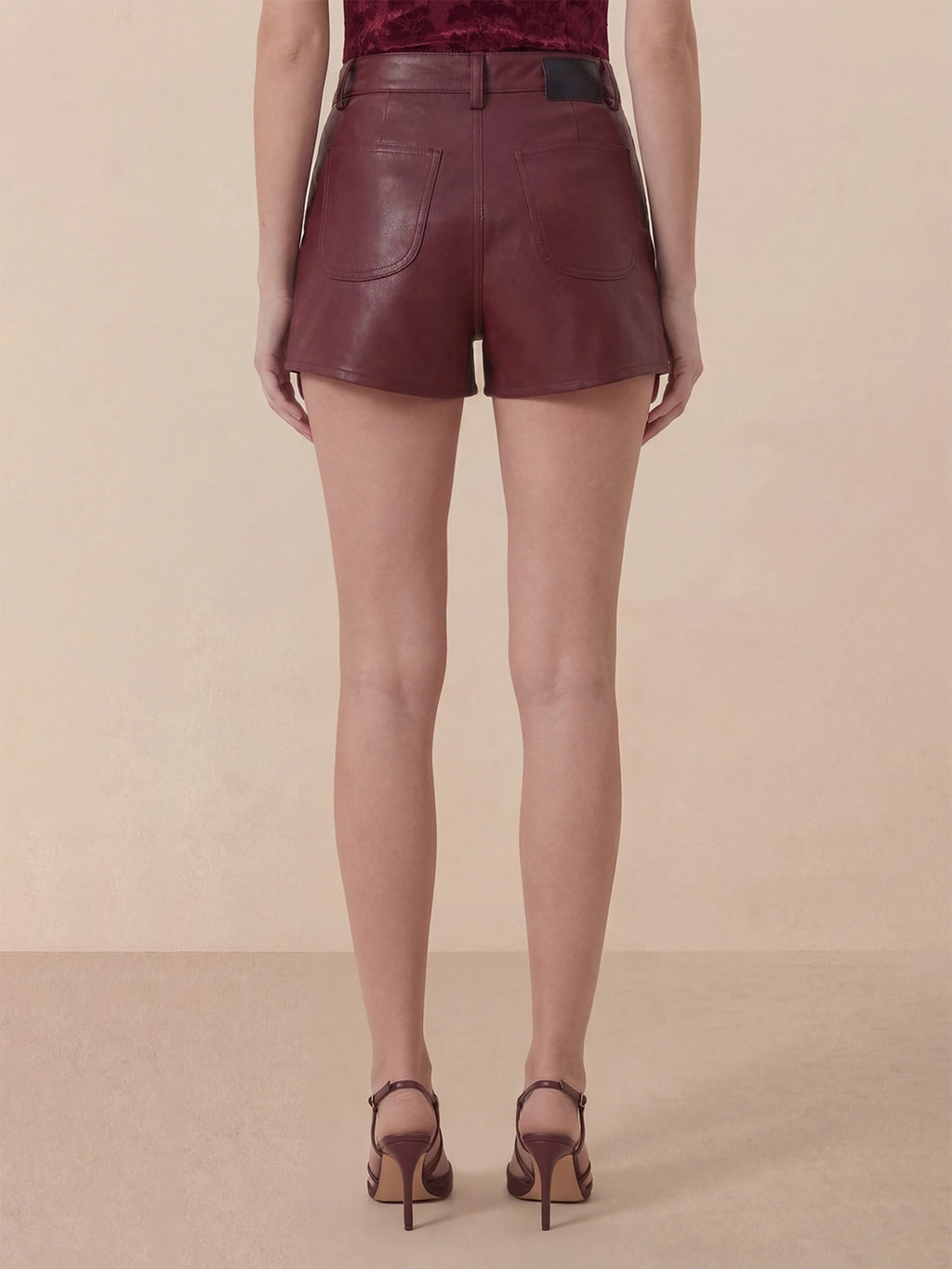 Valentine's Day Exclusive -Retro mid-rise shorts