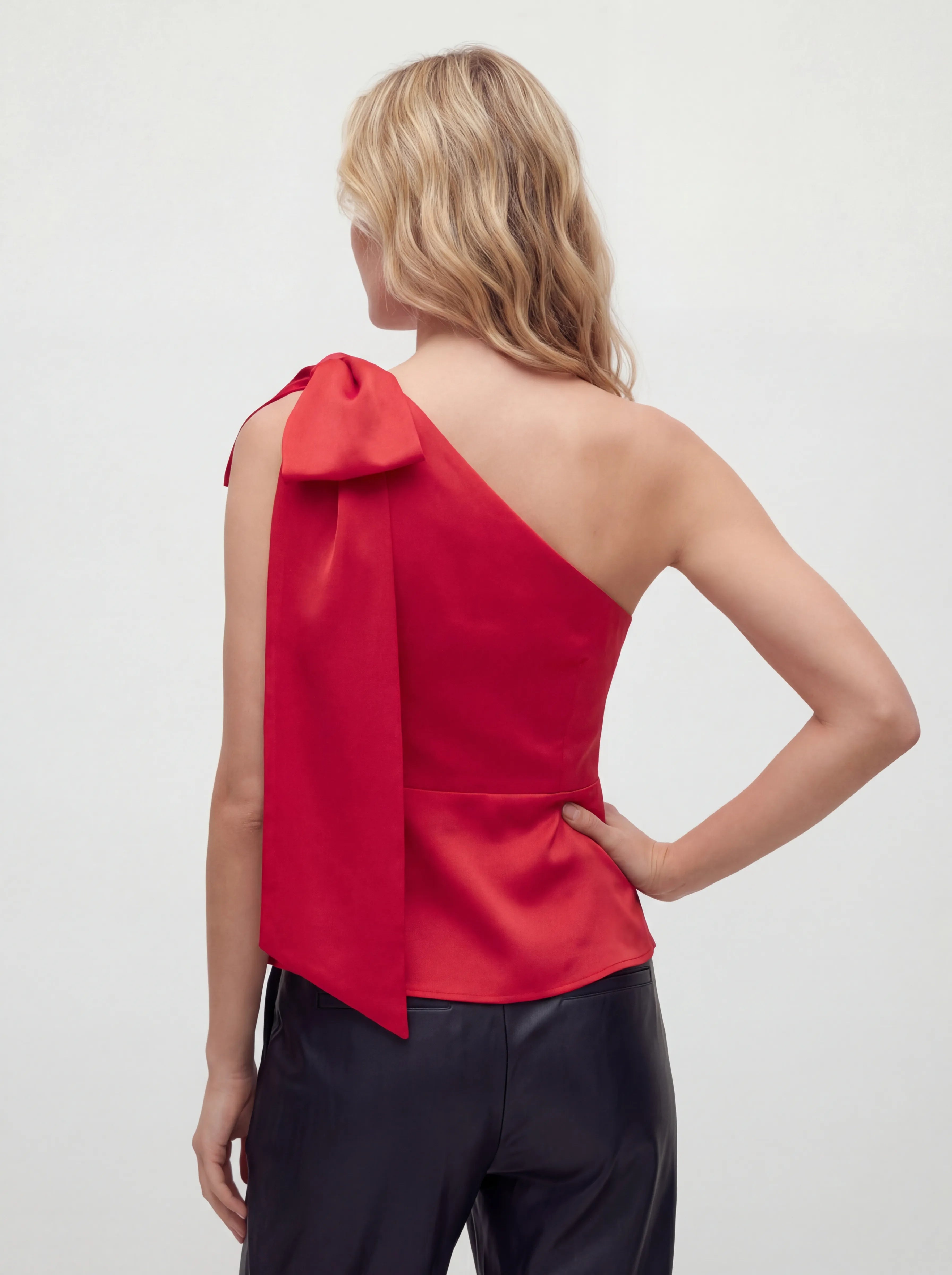 Asymmetric One Shoulder Large Bow Flared Top